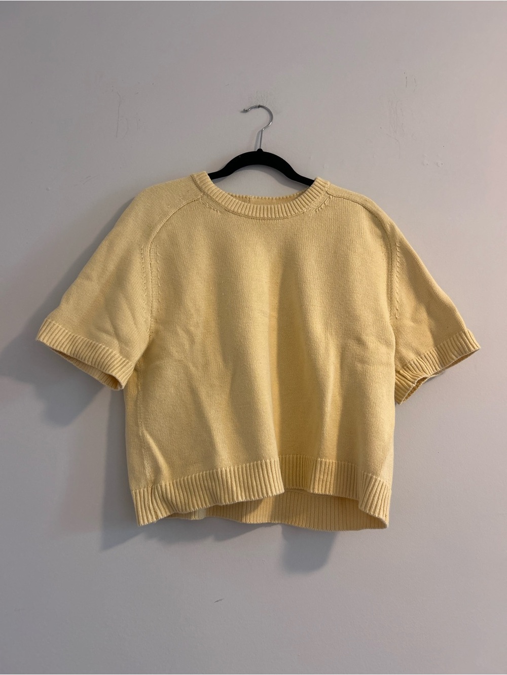 Abercrombie & Fitch Short-Sleeve Knit Top - Light Yellow
